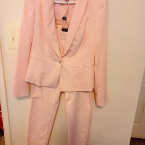Woman's  pantsuit